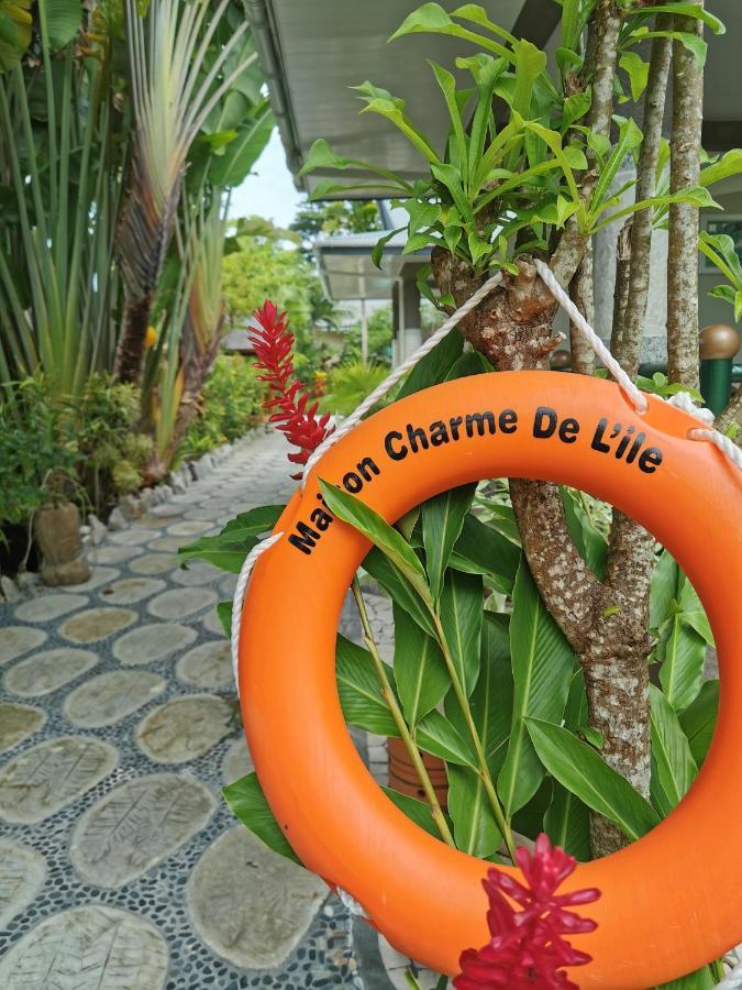 Maison Charme De L'Ile Ла-Диг Экстерьер фото